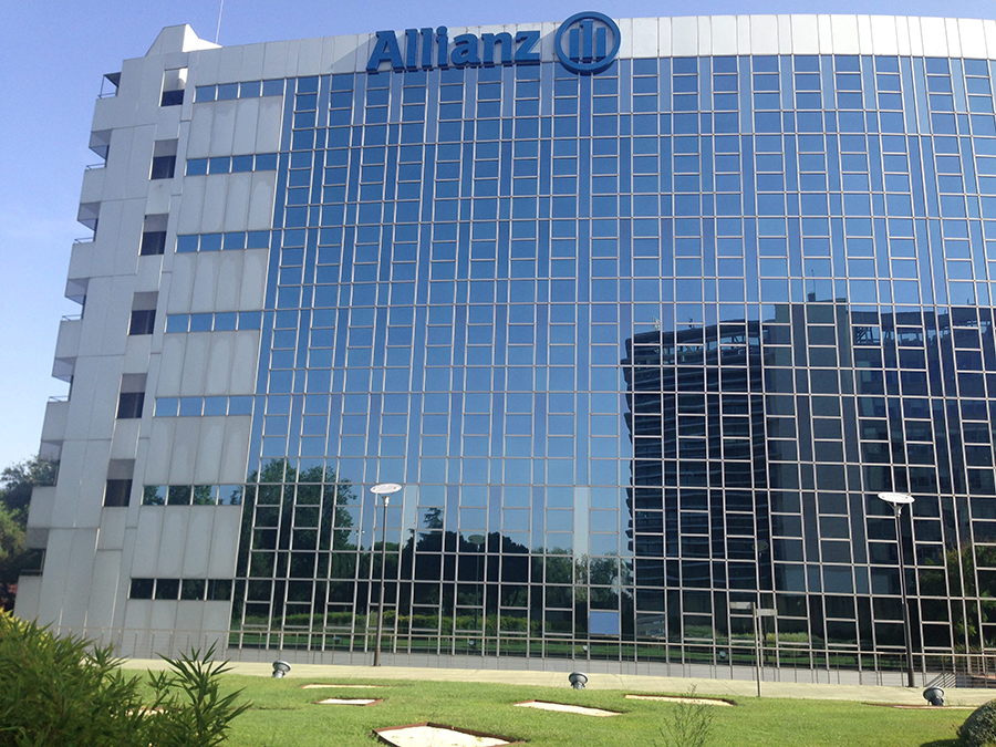 Mantenimiento eléctrico en edificio corporativo ALLIANZ 